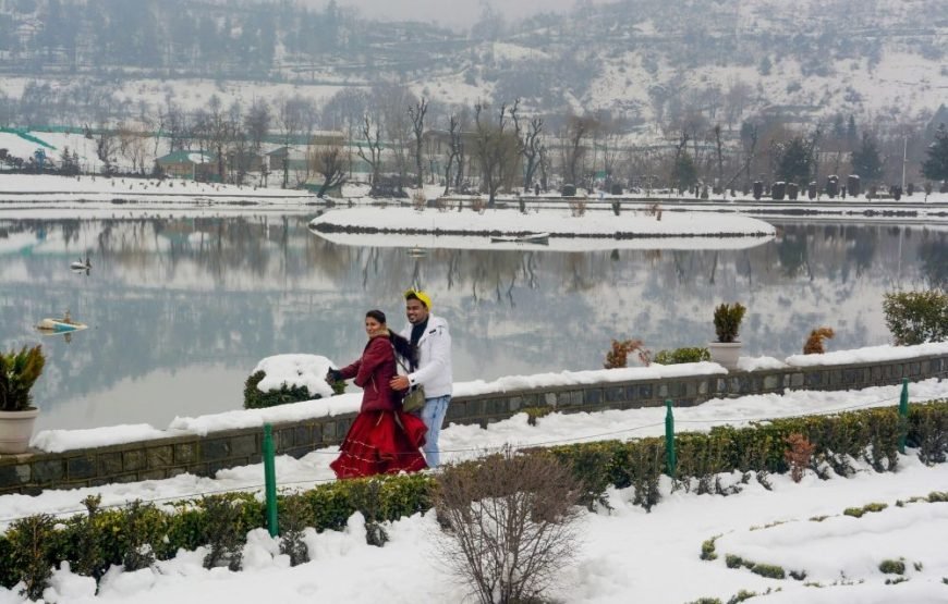 Kashmir Winter Wonderland  5N/6D